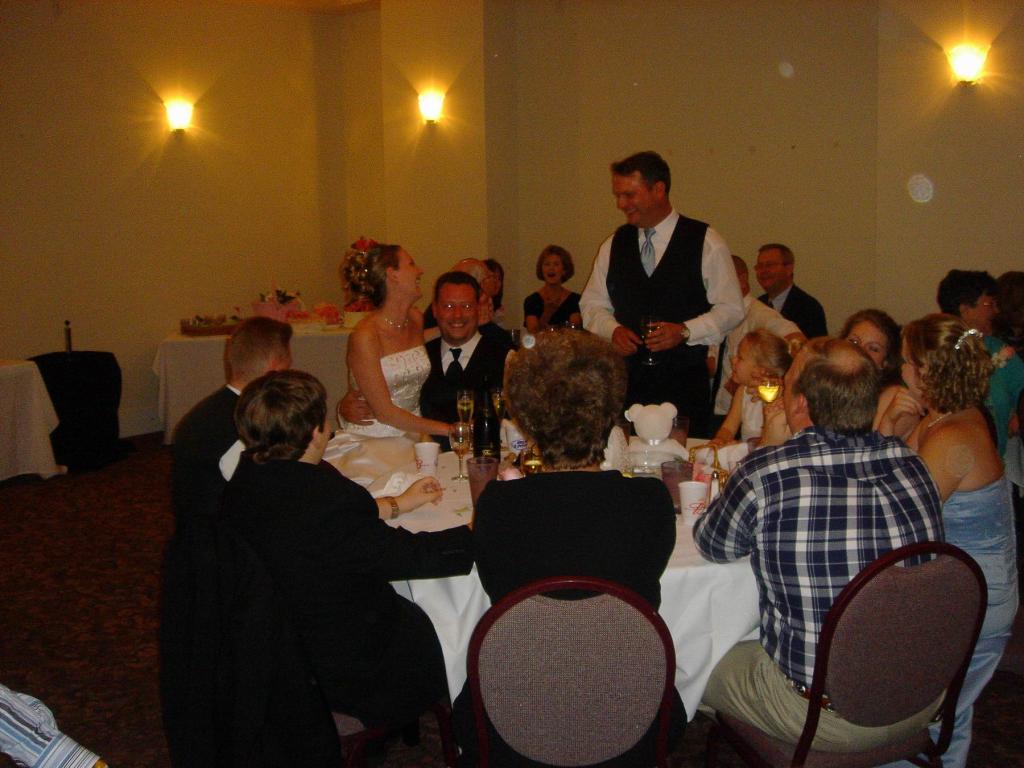 2005/03(March)/02(Mount-Wedding)/1024x768_2005-03-05 21-03-30.JPG